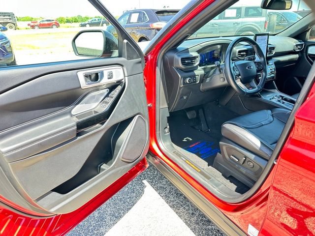 Certified 2021 Ford Explorer ST w/ Equipment Group 401A AWD/4WD image 15