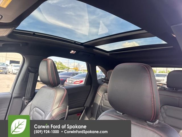 Certified 2024 Ford Escape ST-Line Elite w/ Premium Technology Package AWD/4WD image 23