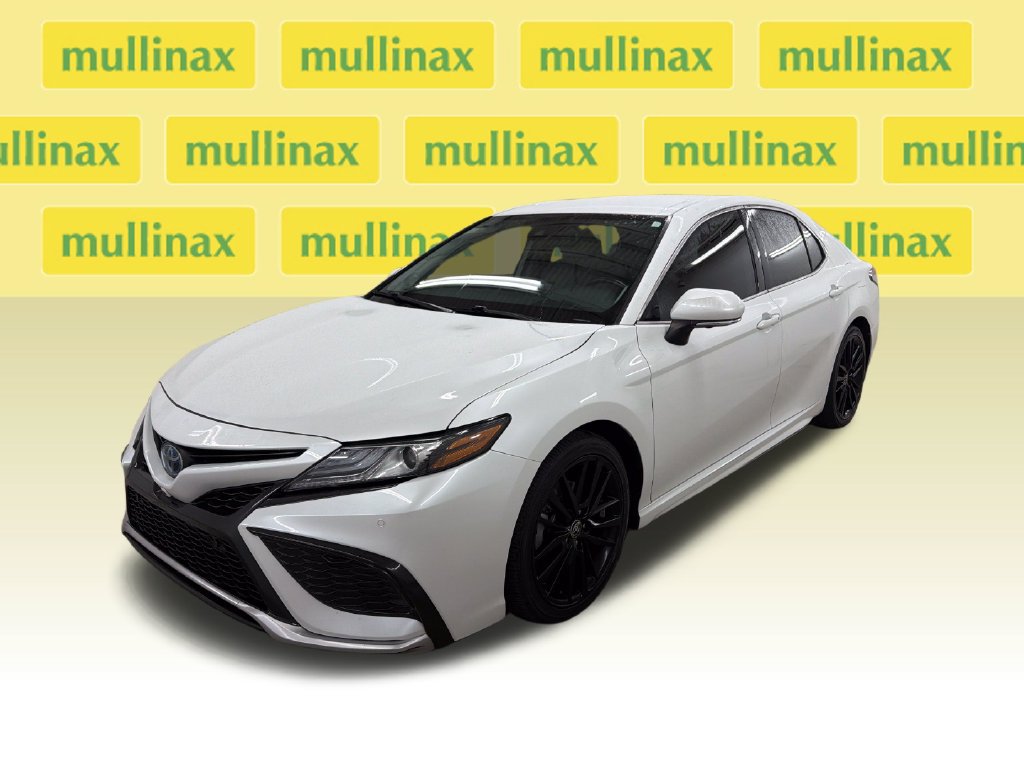 Used 2023 Toyota Camry XSE w/ Navigation Package FWD image 14