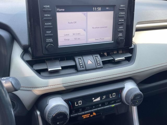 Used 2019 Toyota RAV4 XLE Premium FWD image 14