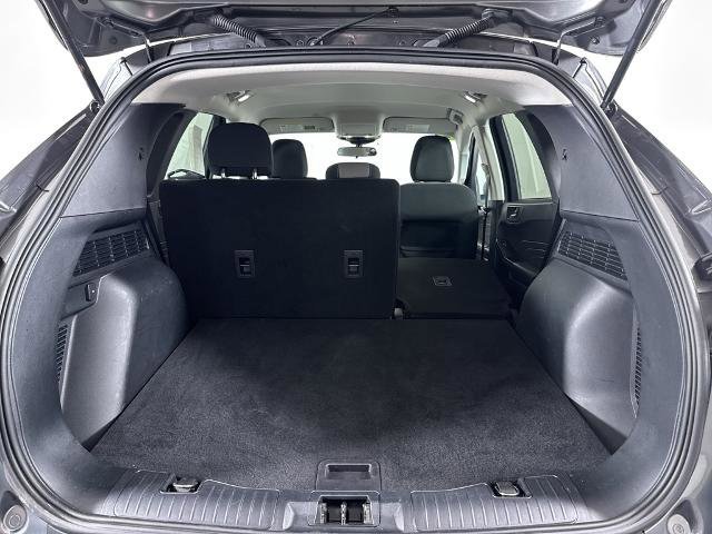 Certified 2022 Ford Escape SE w/ Cold Weather Package image 13