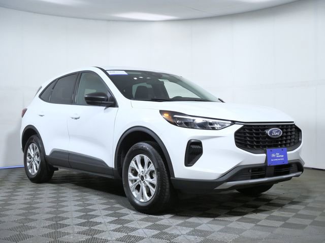 Certified 2025 Ford Escape Active w/ Cold Weather Package AWD/4WD video 1