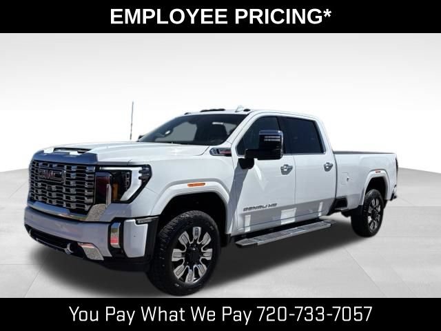 Used 2024 GMC Sierra 3500 Denali w/ Denali Reserve Package AWD/4WD image 1