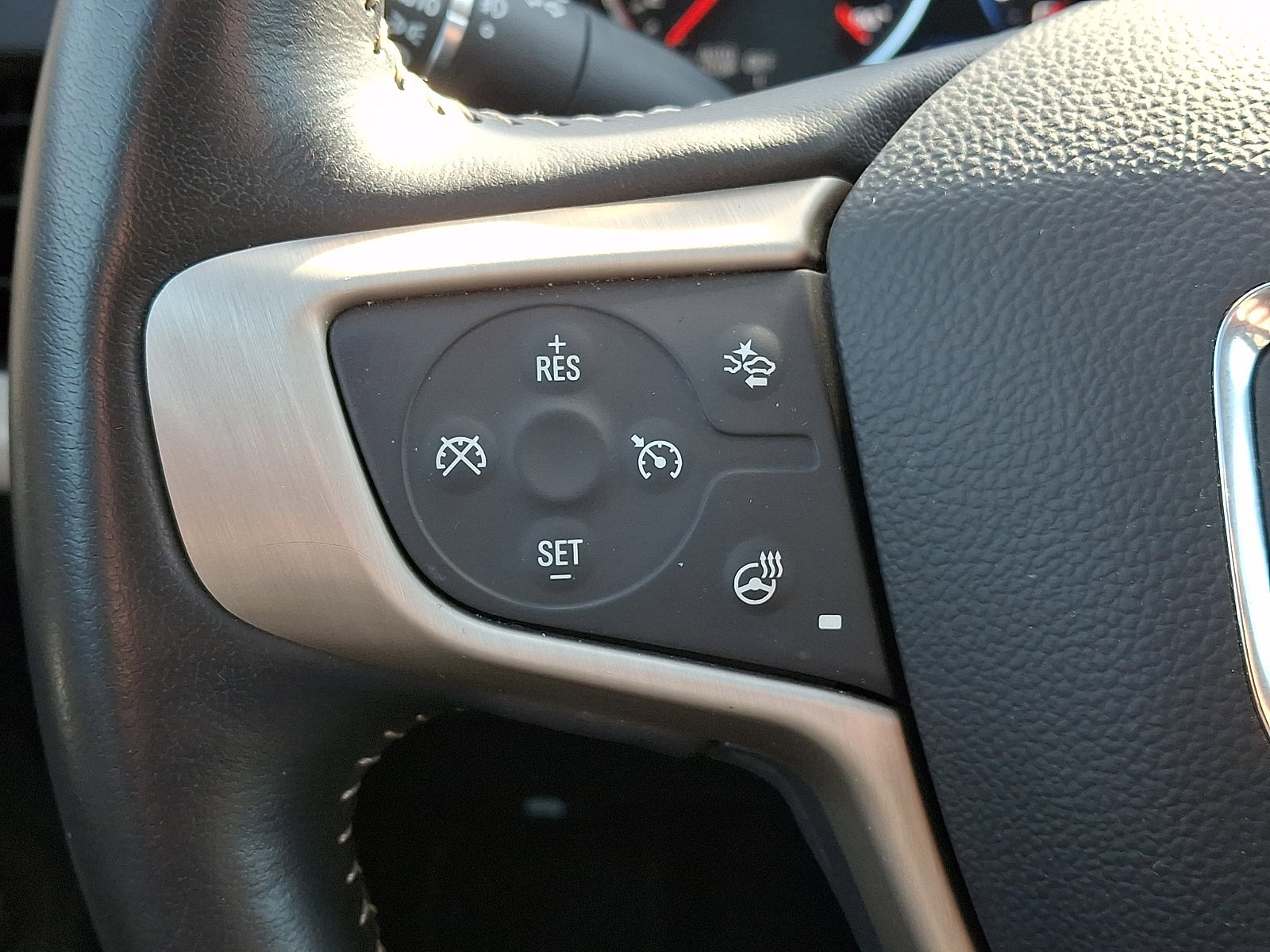 Used 2022 GMC Terrain Denali image 28