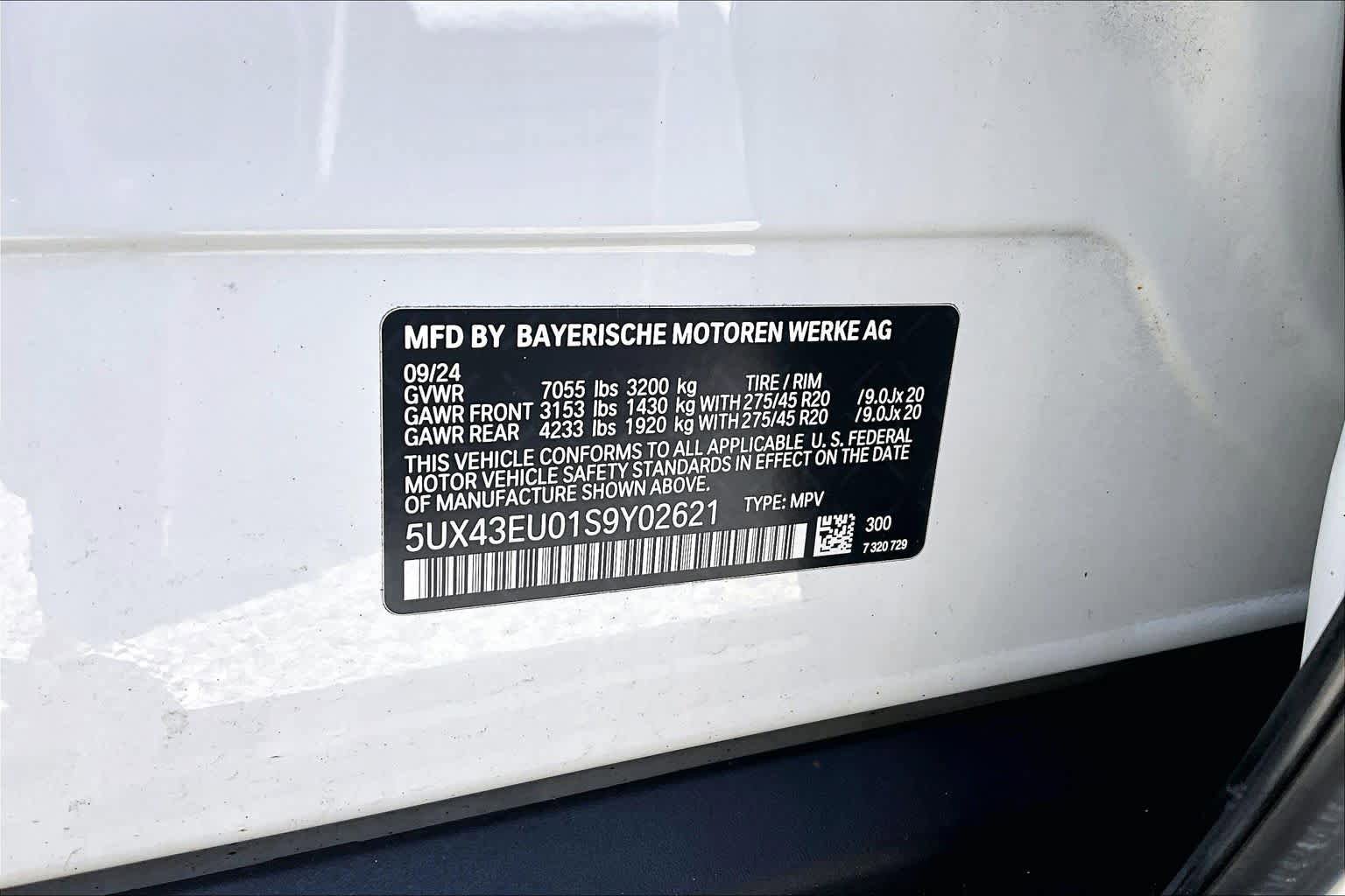 Used 2025 BMW X5 xDrive50e AWD/4WD image 34