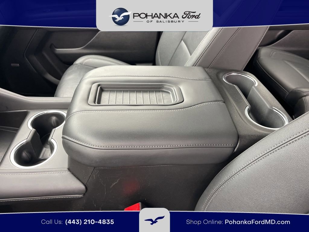 Used 2024 Chevrolet Suburban LT AWD/4WD image 15