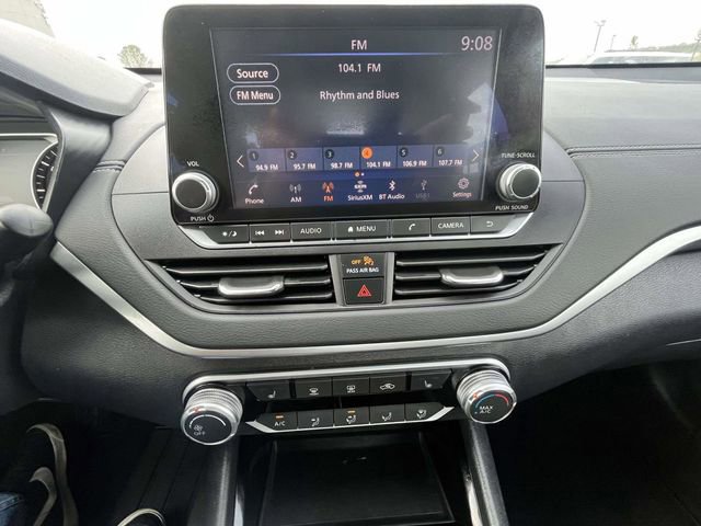 Used 2022 Nissan Altima 2.5 SV w/ SV Premium Package image 11