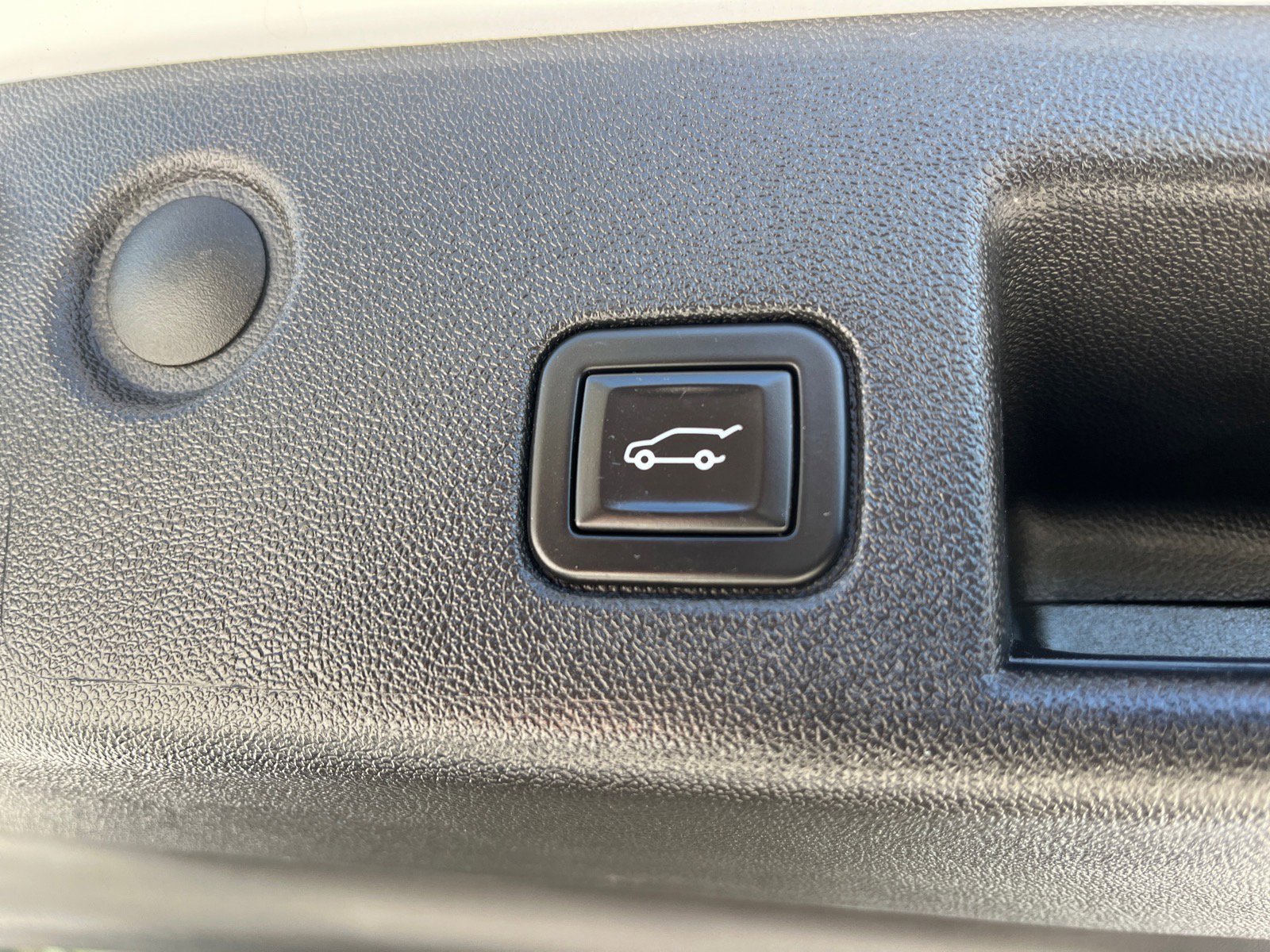 Used 2023 Chevrolet Equinox LT image 20