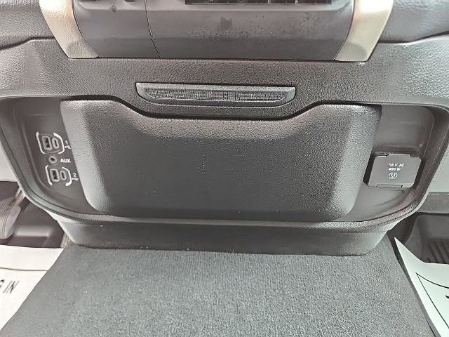 Used 2019 RAM 1500 Laramie image 32