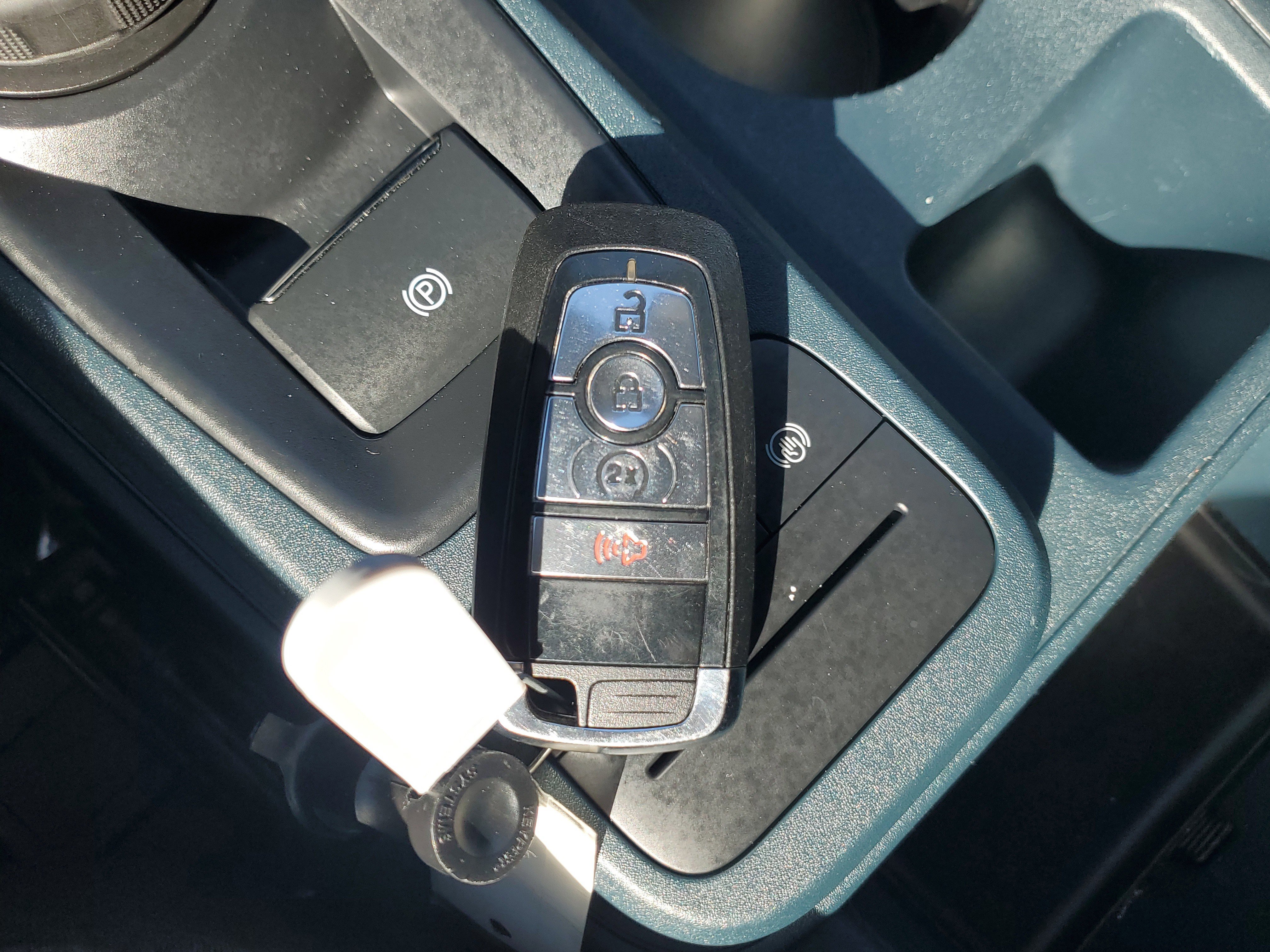 Certified 2024 Ford Maverick Lariat w/ Black Appearance Package image 29