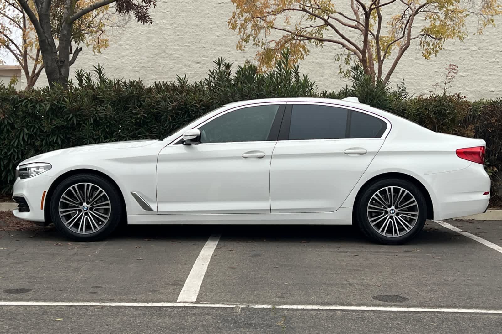 Used 2019 BMW 530i 530i w/ Convenience Package image 5