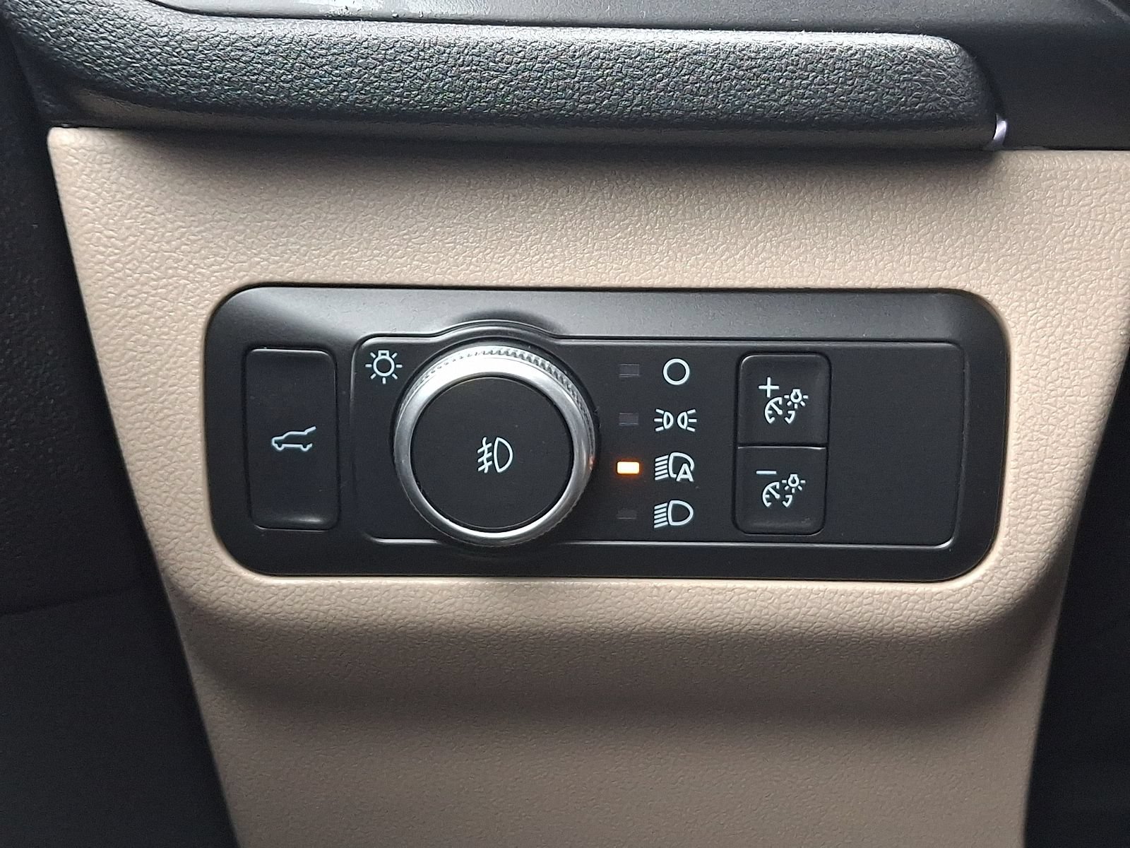 Certified 2021 Ford Escape SEL AWD/4WD image 23