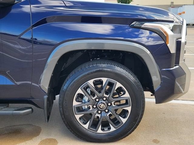 Used 2026 Toyota Tundra Limited AWD/4WD image 8