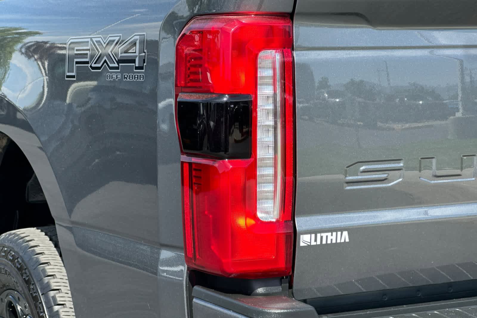 Certified 2025 Ford F350 Lariat w/ Lariat Ultimate Package AWD/4WD image 27