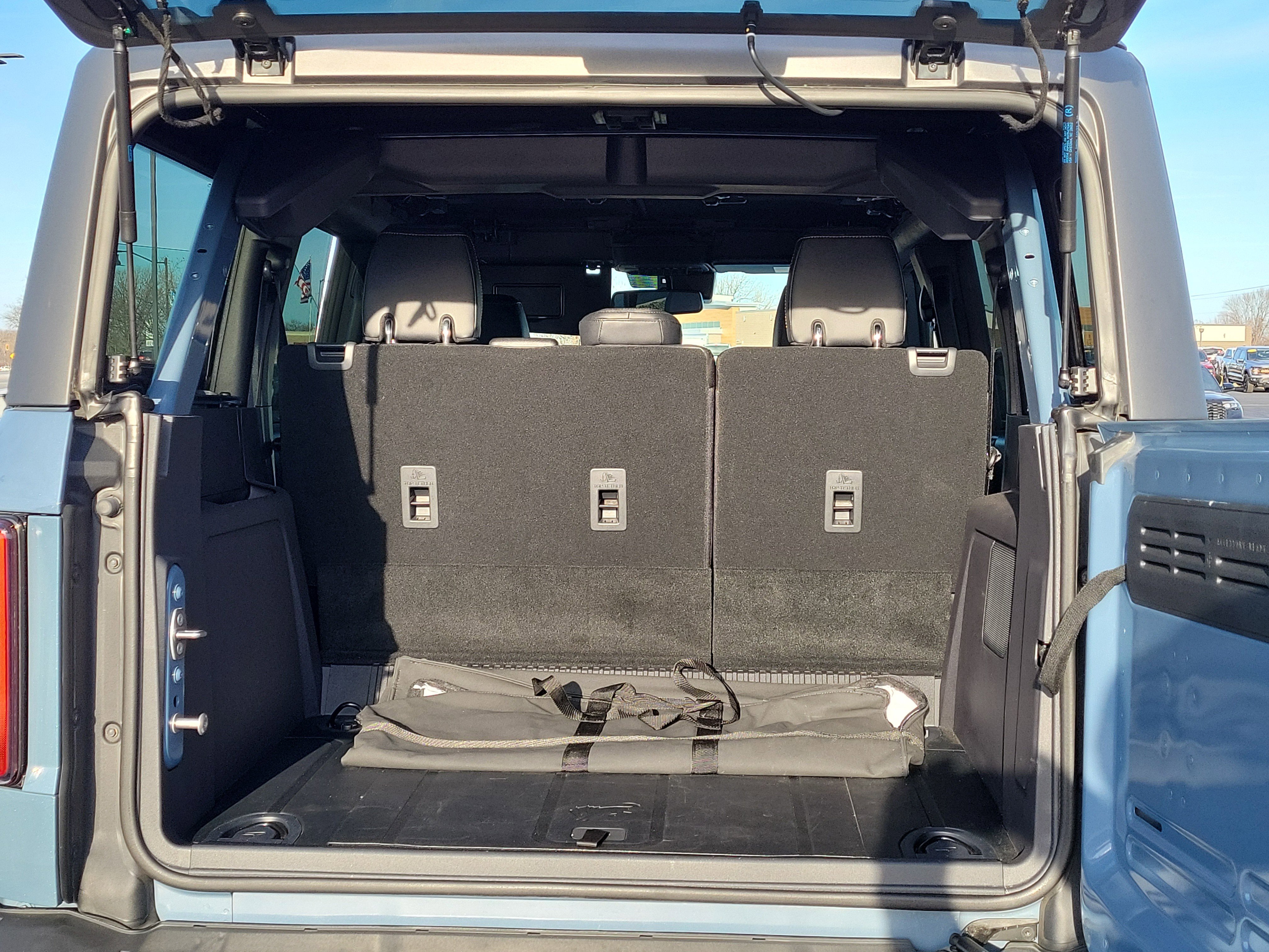 Certified 2024 Ford Bronco Badlands image 8