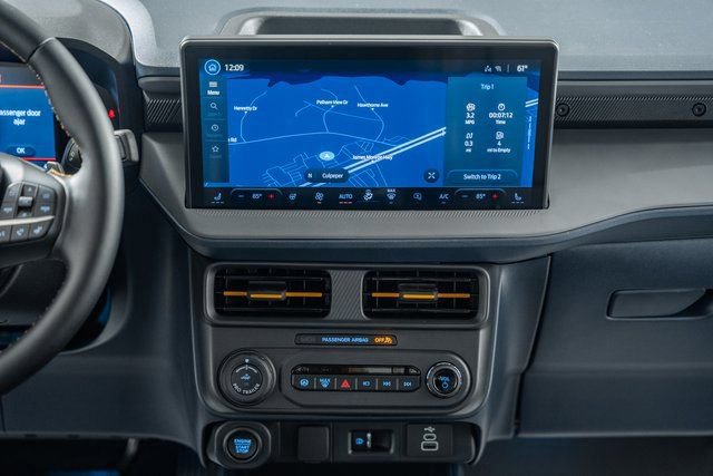 Certified 2026 Ford Maverick Tremor AWD/4WD image 24