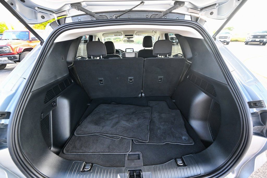 Certified 2022 Ford Escape SE image 20