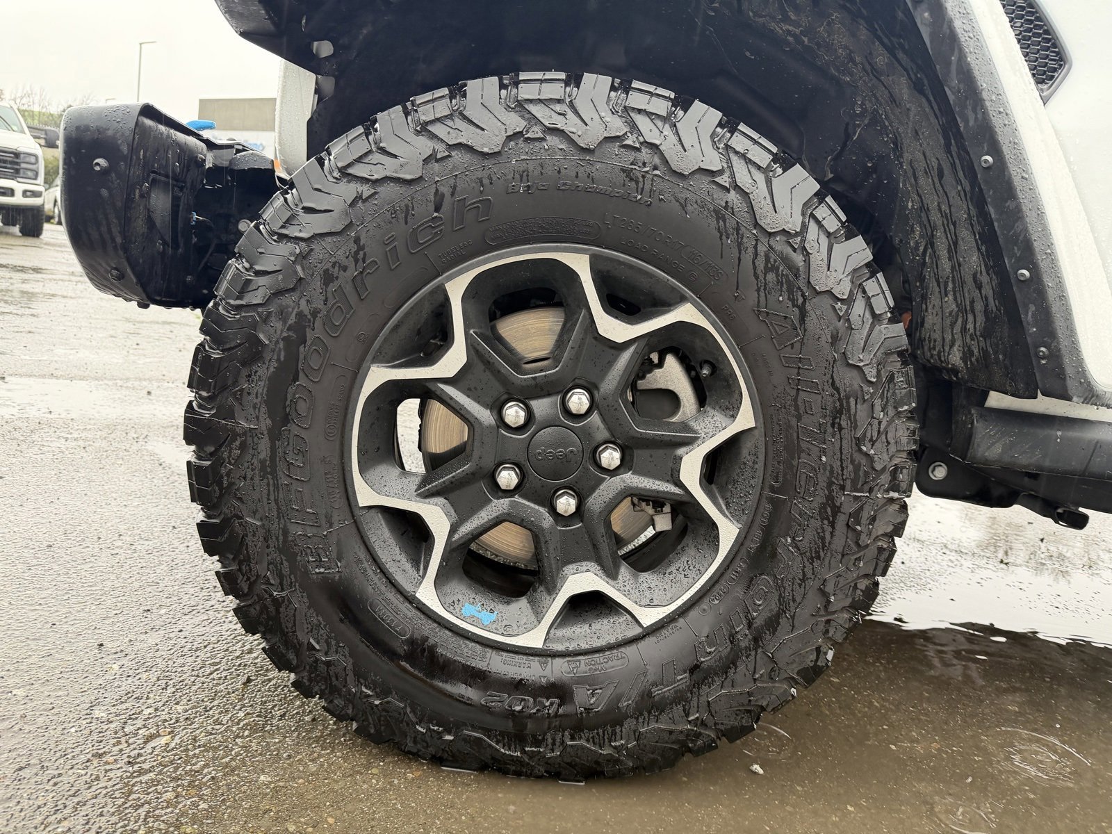 Used 2021 Jeep Wrangler Unlimited Rubicon 4xe w/ Steel Bumper Group image 9