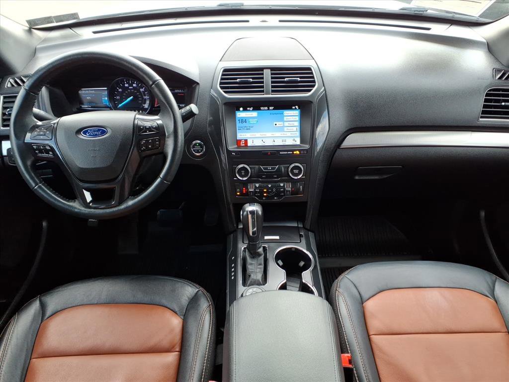 Certified 2019 Ford Explorer XLT w/ Equipment Group 202A image 14