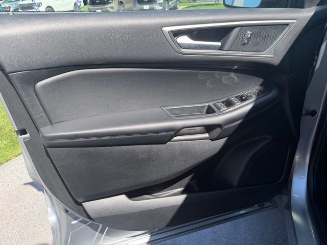 Certified 2024 Ford Edge SEL AWD/4WD image 9