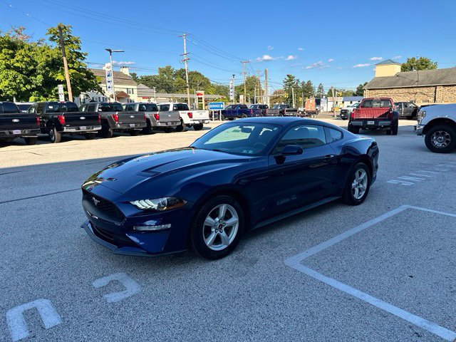 Certified 2019 Ford Mustang Coupe RWD image 3