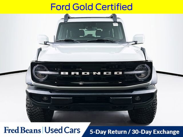 Certified 2023 Ford Bronco Outer Banks w/ Sasquatch Package AWD/4WD image 2