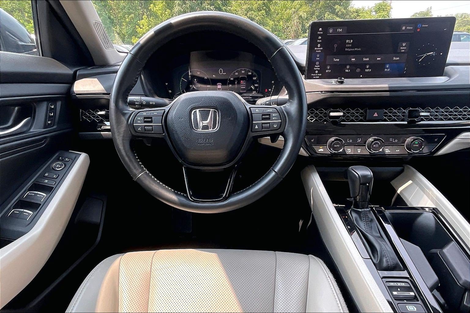 Used 2025 Honda Accord EX-L image 5
