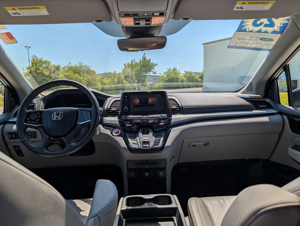 Used 2023 Honda Odyssey Touring image 7
