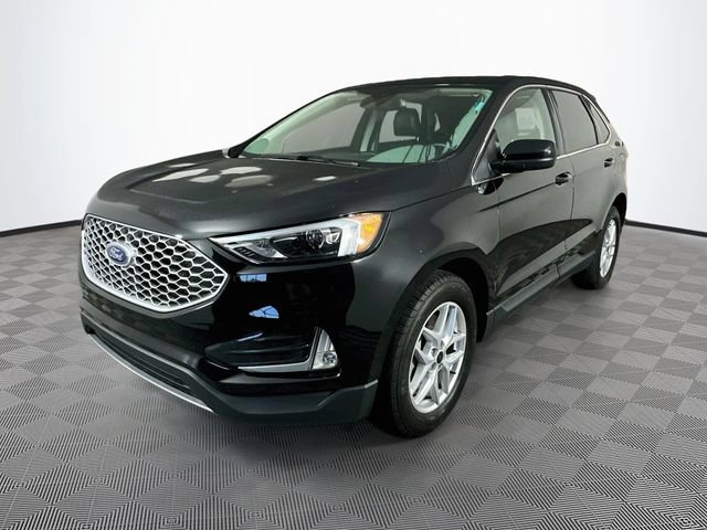 Certified 2024 Ford Edge SEL w/ Convenience Package AWD/4WD image 7