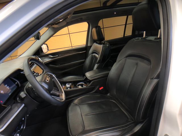 Used 2022 Jeep Grand Cherokee Limited 4xe AWD/4WD image 10