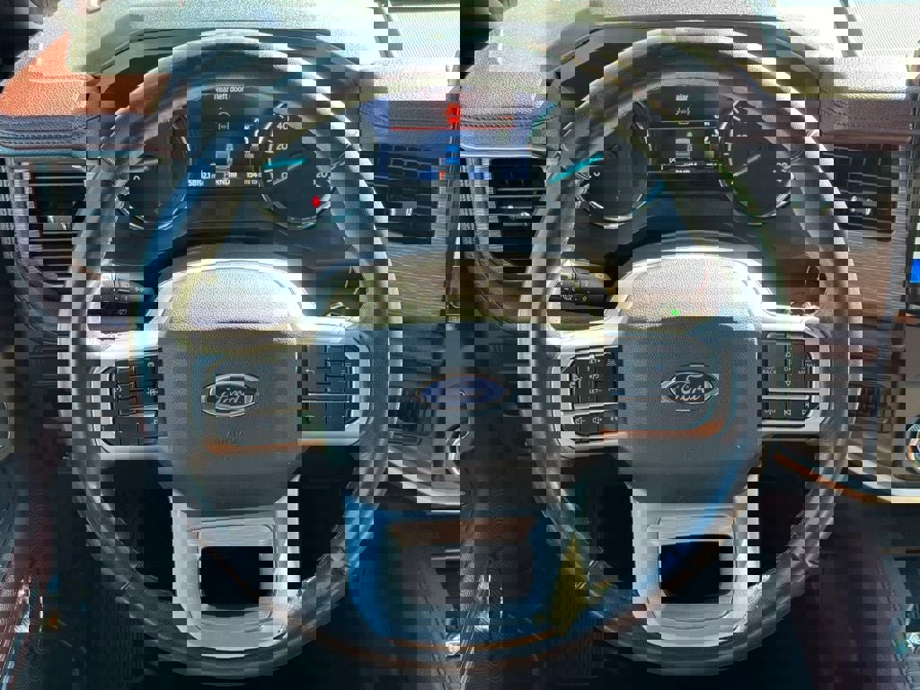 Certified 2023 Ford Expedition Limited image 15