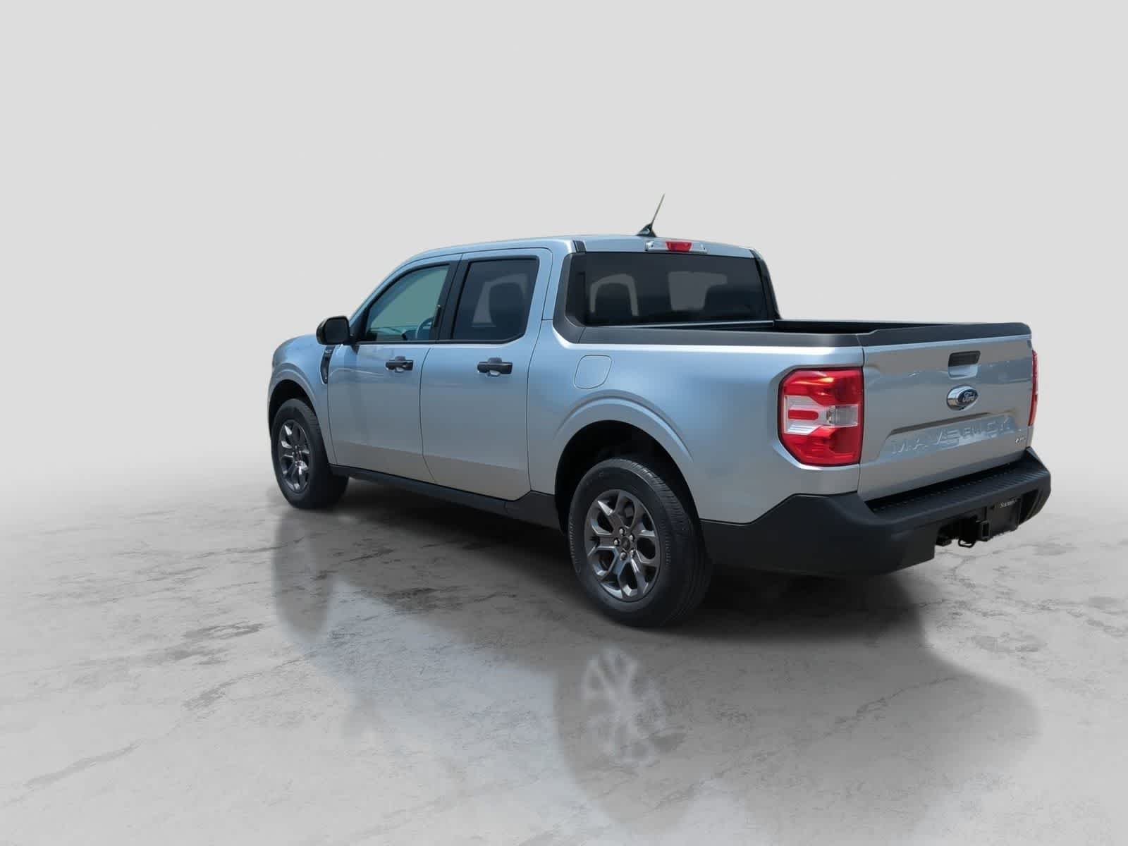 Certified 2024 Ford Maverick XLT w/ XLT Luxury Package AWD/4WD image 5