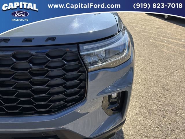 Certified 2025 Ford Explorer ST-Line w/ Premium Package image 11