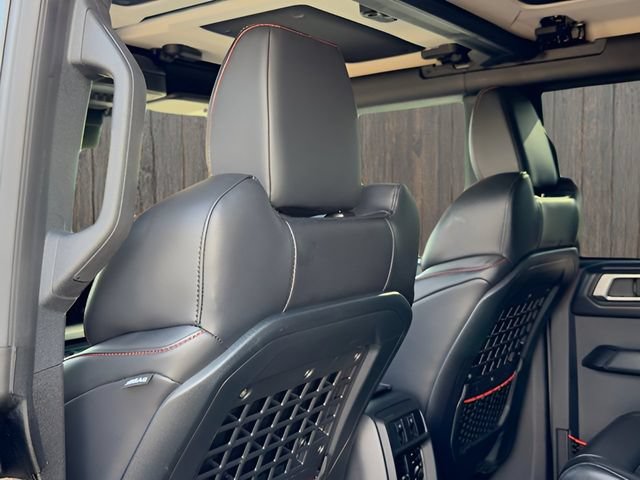 Certified 2025 Ford Bronco Raptor w/ Interior Carbon Fiber Pack AWD/4WD image 23