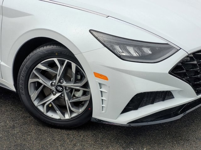 Used 2020 Hyundai Sonata SEL w/ Premium Package image 9