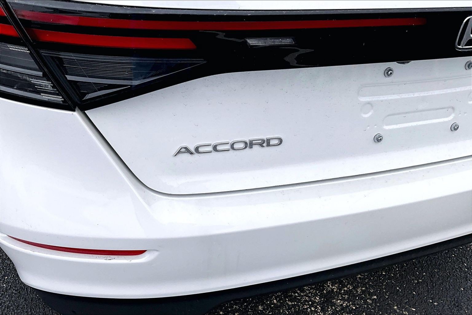 Used 2023 Honda Accord EX image 7