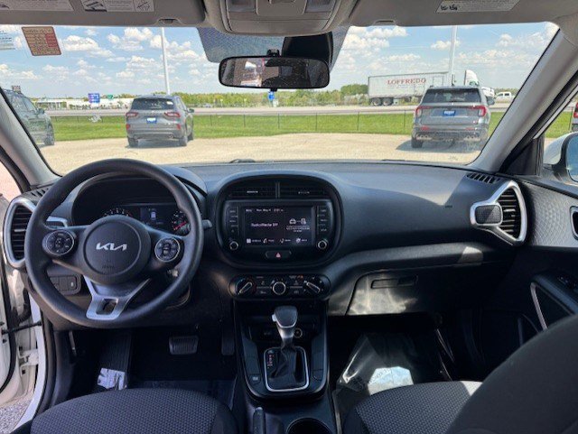 Used 2022 Kia Soul LX w/ Technology Package FWD image 27