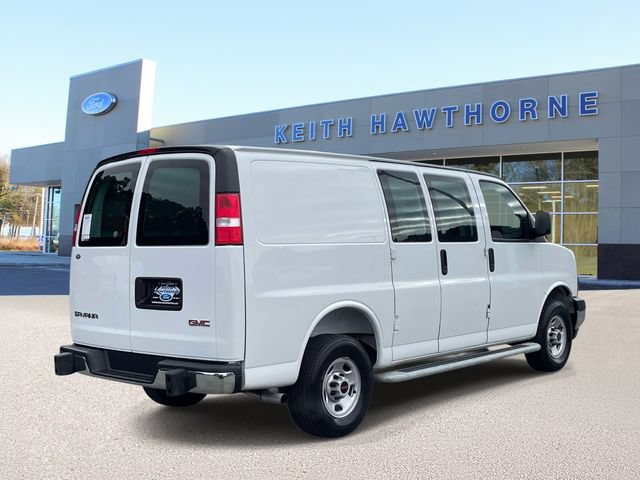 Used 2025 GMC Savana 2500 w/ Driver Convenience Package RWD image 6
