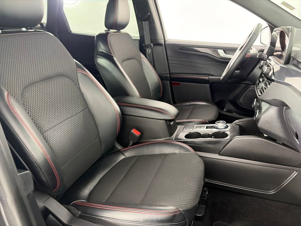 Certified 2025 Ford Escape ST-Line Select image 28
