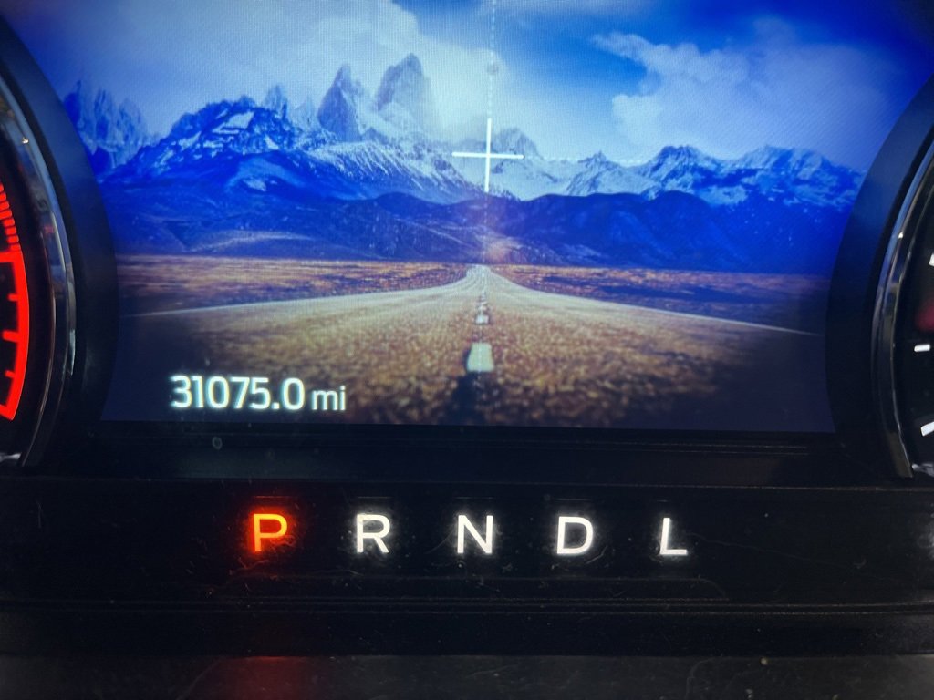 Certified 2023 Ford Explorer XLT image 2