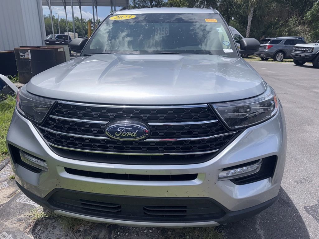 Certified 2023 Ford Explorer XLT w/ Equipment Group 202A RWD image 7