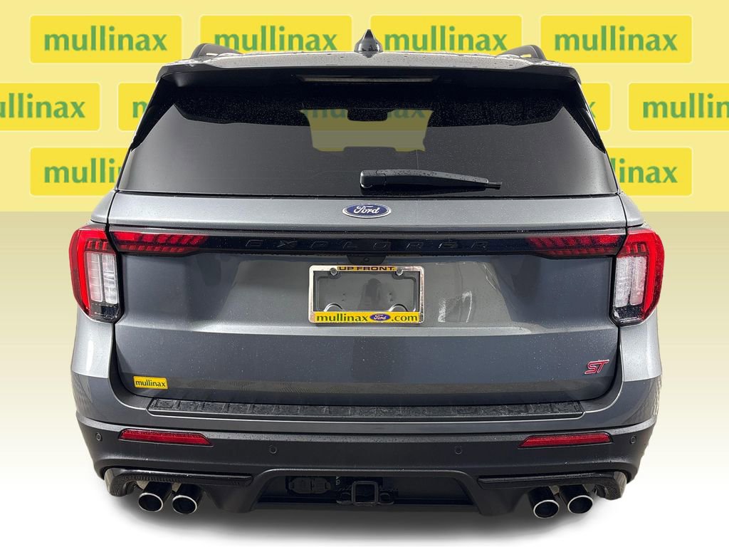Certified 2025 Ford Explorer ST image 10