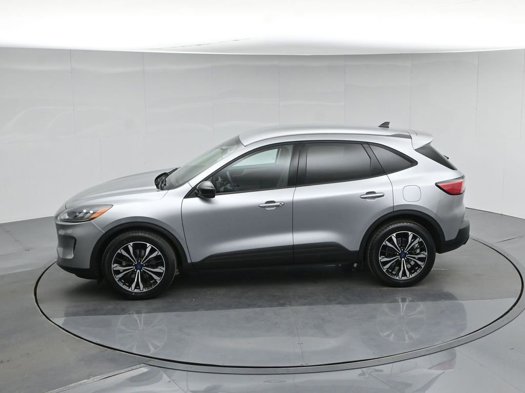 Certified 2022 Ford Escape SE w/ SE Sport Appearance Package image 22