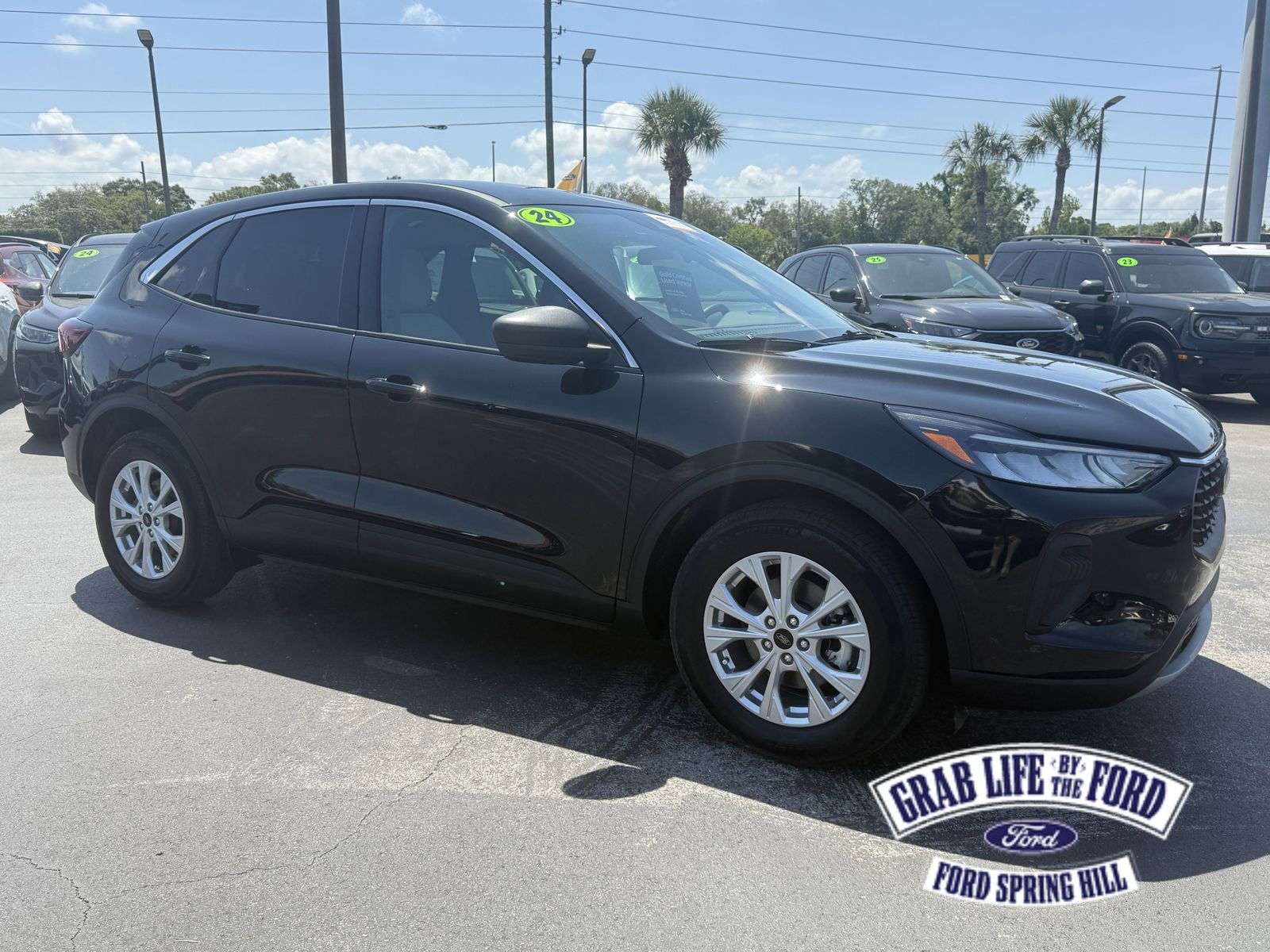 Certified 2024 Ford Escape Active FWD image 1