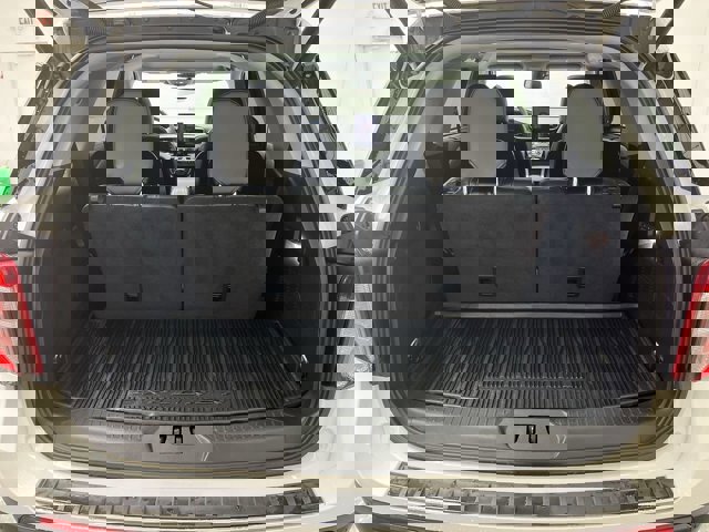 Certified 2023 Ford Explorer Limited w/ Limited Technology Package image 32