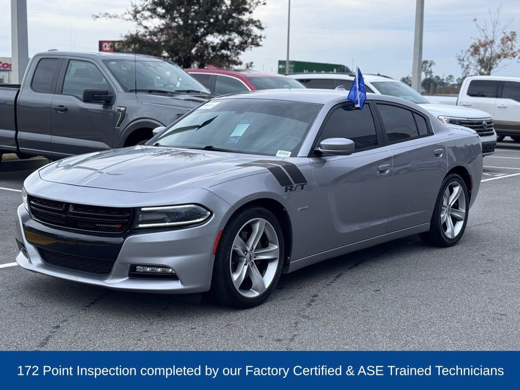 Used 2017 Dodge Charger R/T image 3