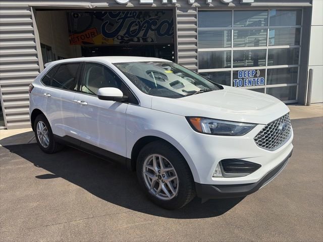 Certified 2024 Ford Edge SEL w/ Convenience Package image 4
