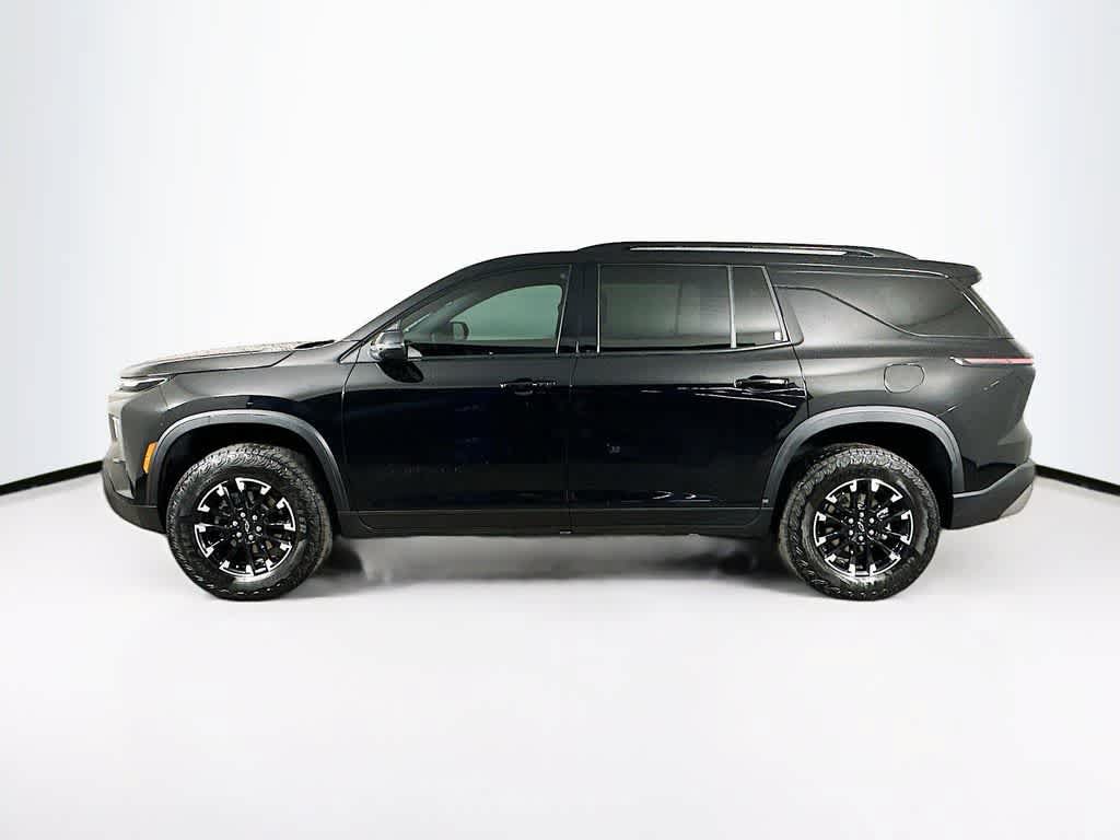 Used 2025 Chevrolet Traverse Z71 AWD/4WD image 3