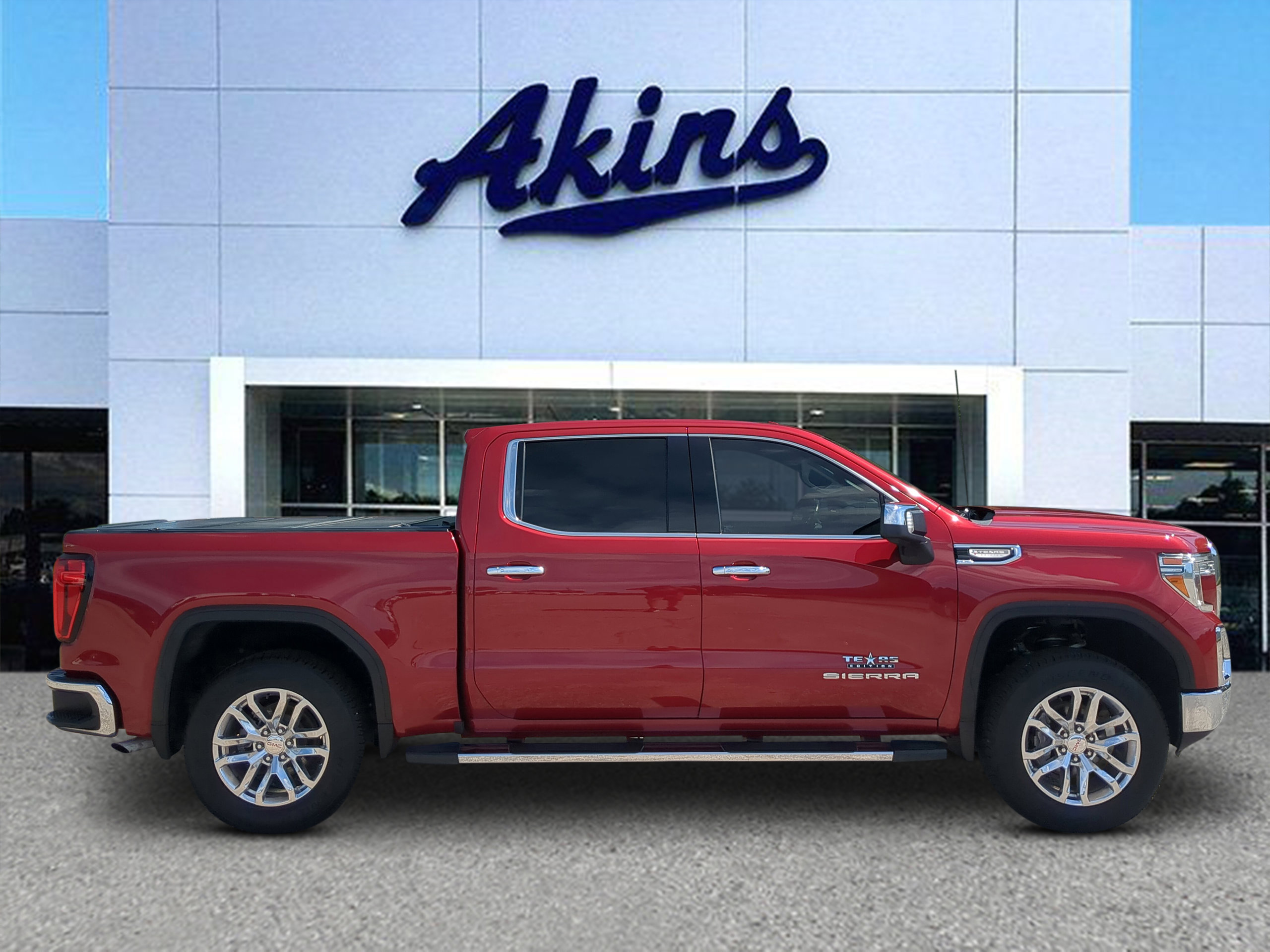Used 2020 GMC Sierra 1500 SLT RWD image 1