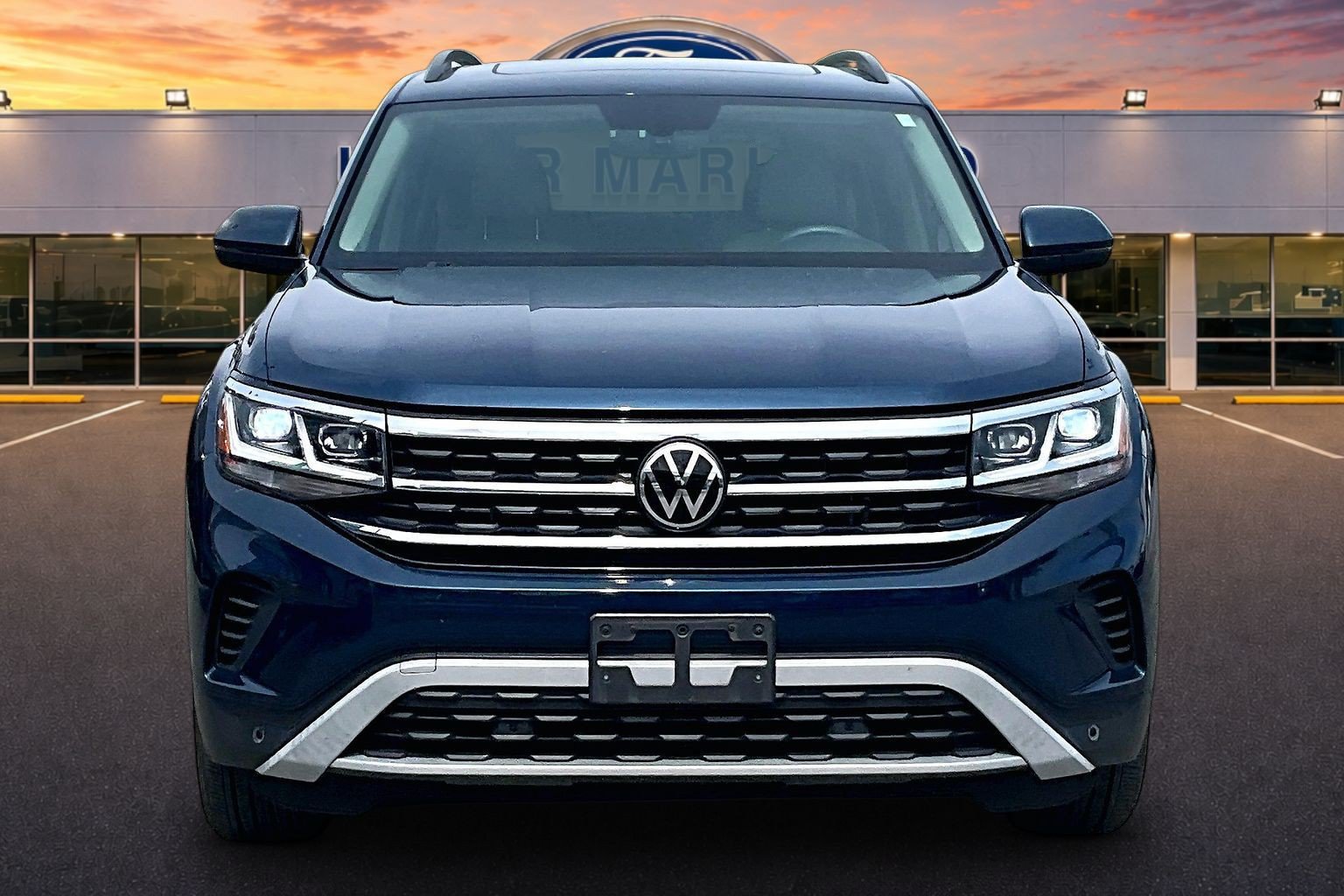 Used 2023 Volkswagen Atlas SE AWD/4WD image 3